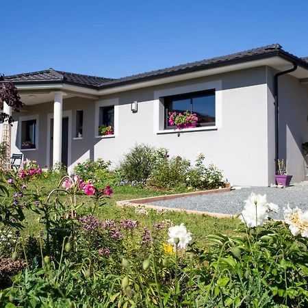 Le Bonheur A Portee De Mains Bed & Breakfast Bergerac Exterior photo